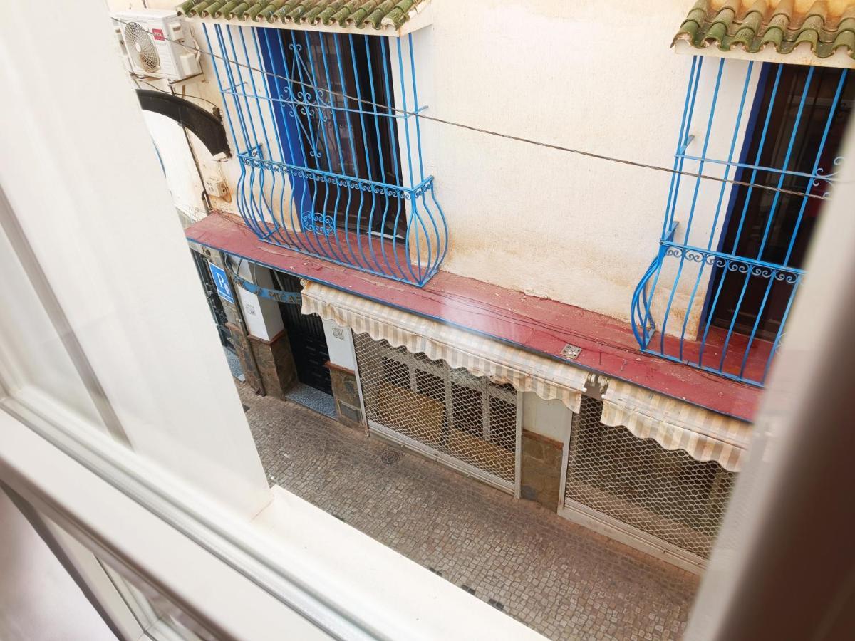 Baj - Apartamentos En Playa Bajondillo, 托雷莫利诺斯 外观 照片