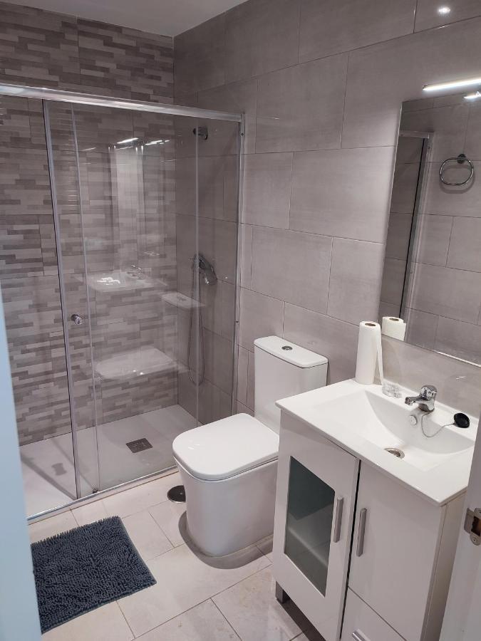 Baj - Apartamentos En Playa Bajondillo, 托雷莫利诺斯 外观 照片