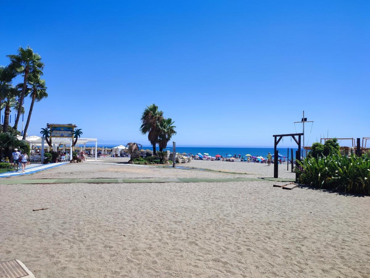 Baj - Apartamentos En Playa Bajondillo, 托雷莫利诺斯 外观 照片