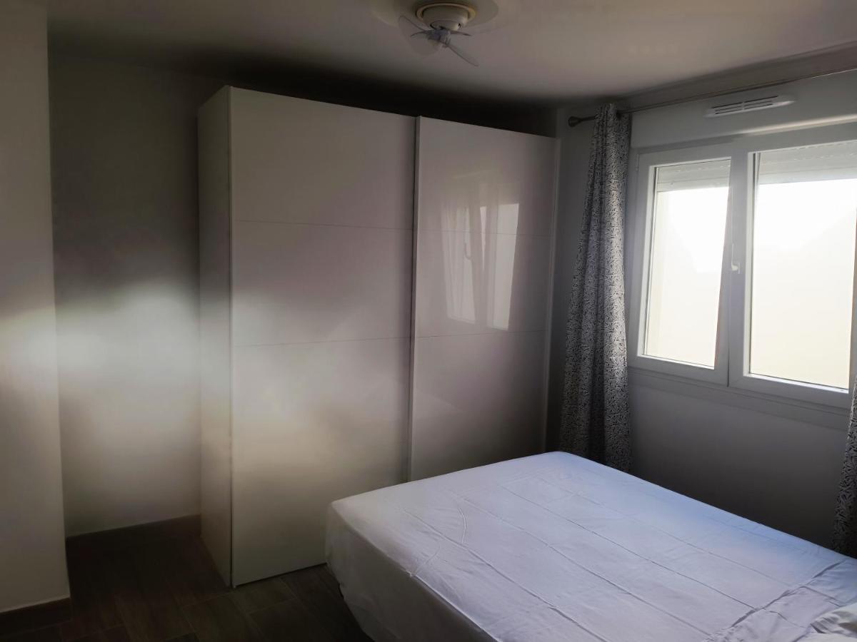 Baj - Apartamentos En Playa Bajondillo, 托雷莫利诺斯 外观 照片